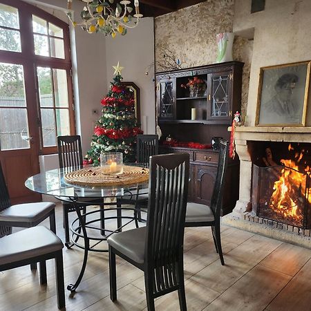 Maison Chaleureuse Et Familiale. Nalliers  Экстерьер фото