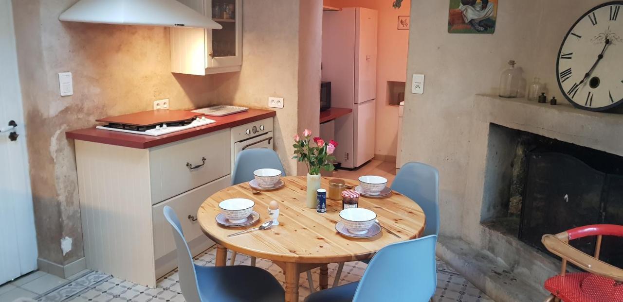 Maison Chaleureuse Et Familiale. Nalliers  Экстерьер фото