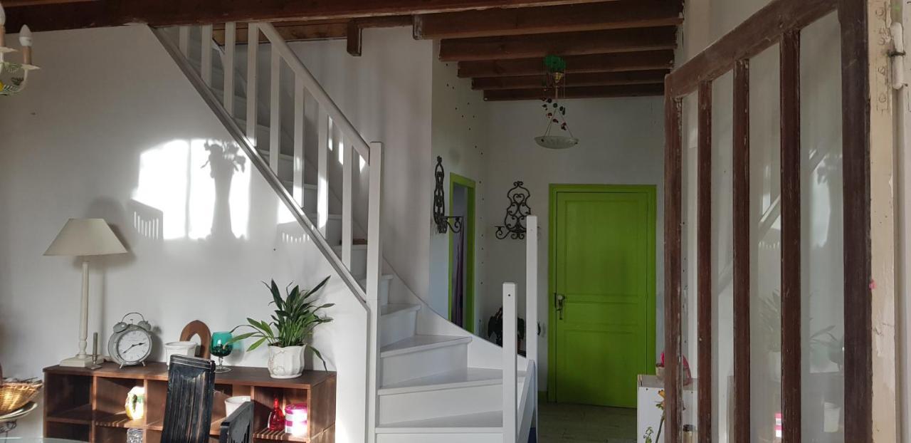 Maison Chaleureuse Et Familiale. Nalliers  Экстерьер фото