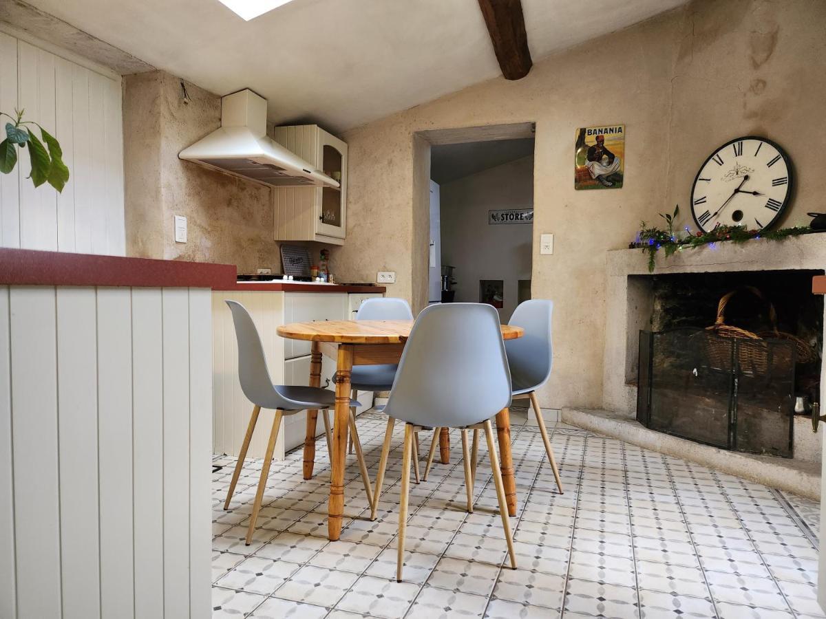 Maison Chaleureuse Et Familiale. Nalliers  Экстерьер фото