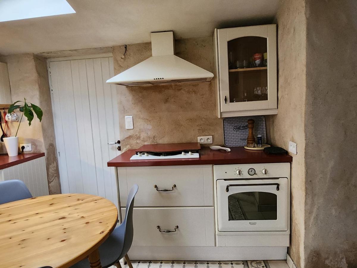 Maison Chaleureuse Et Familiale. Nalliers  Экстерьер фото